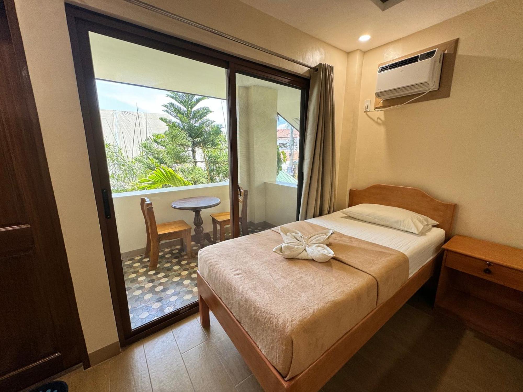 Marina Village Moalboal Ngoại thất bức ảnh